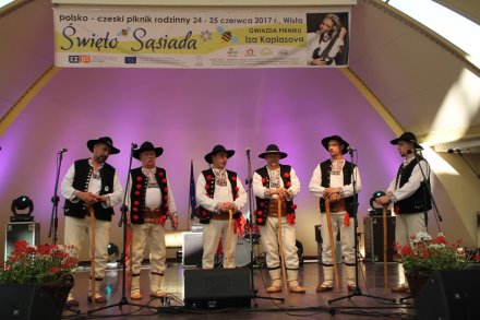 Występ grupy śpiewaczej Tkocze z Wisły